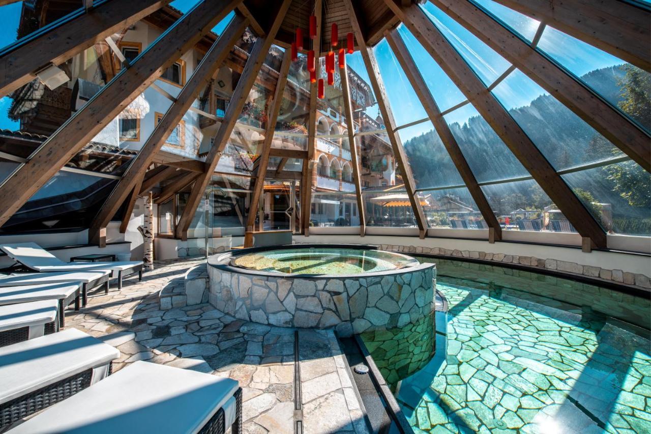 Rene Dolomites Boutique Hotel Pozza di Fassa Exterior photo