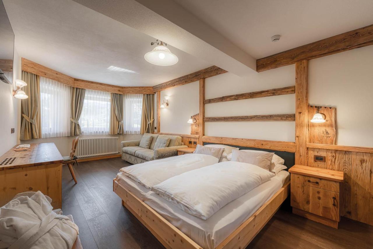 Rene Dolomites Boutique Hotel Pozza di Fassa Exterior photo