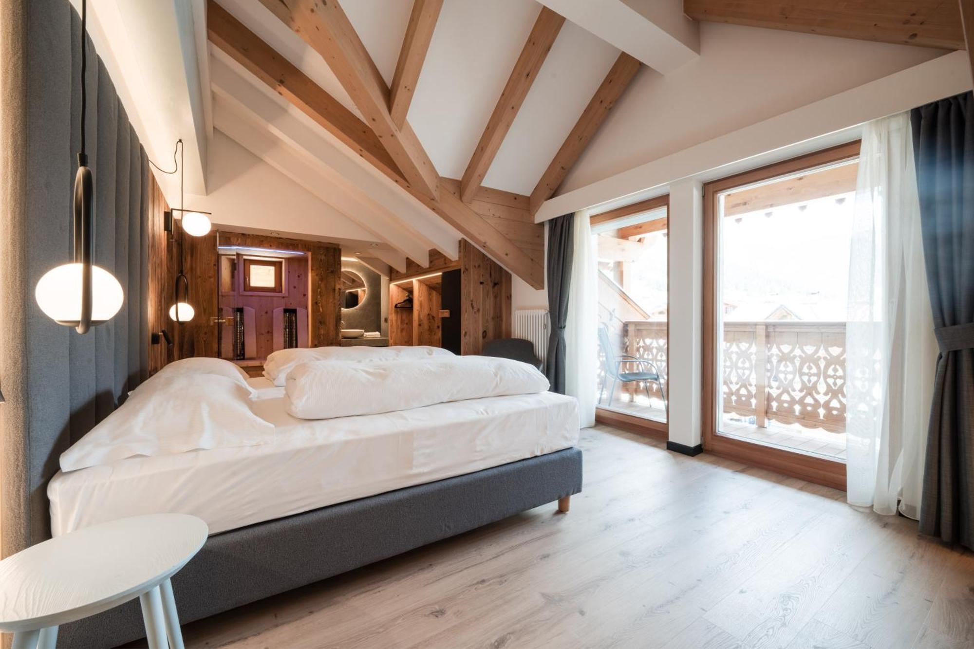 Rene Dolomites Boutique Hotel Pozza di Fassa Exterior photo