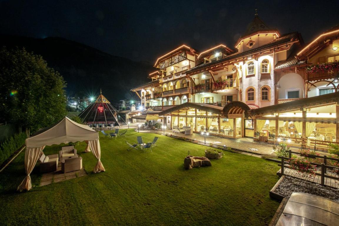 Rene Dolomites Boutique Hotel Pozza di Fassa Exterior photo